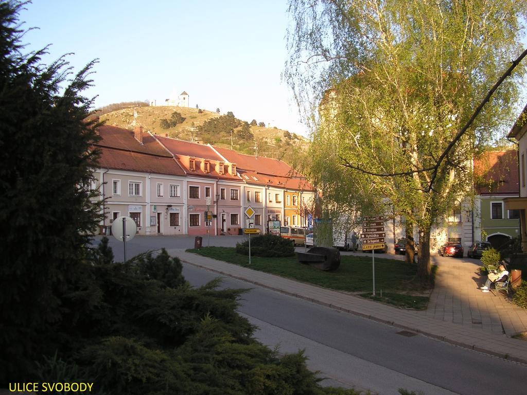 Penzion U Zabaka Микулов Экстерьер фото